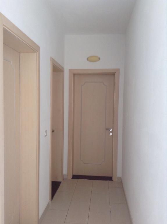 Velipoja Apartments Eksteriør billede