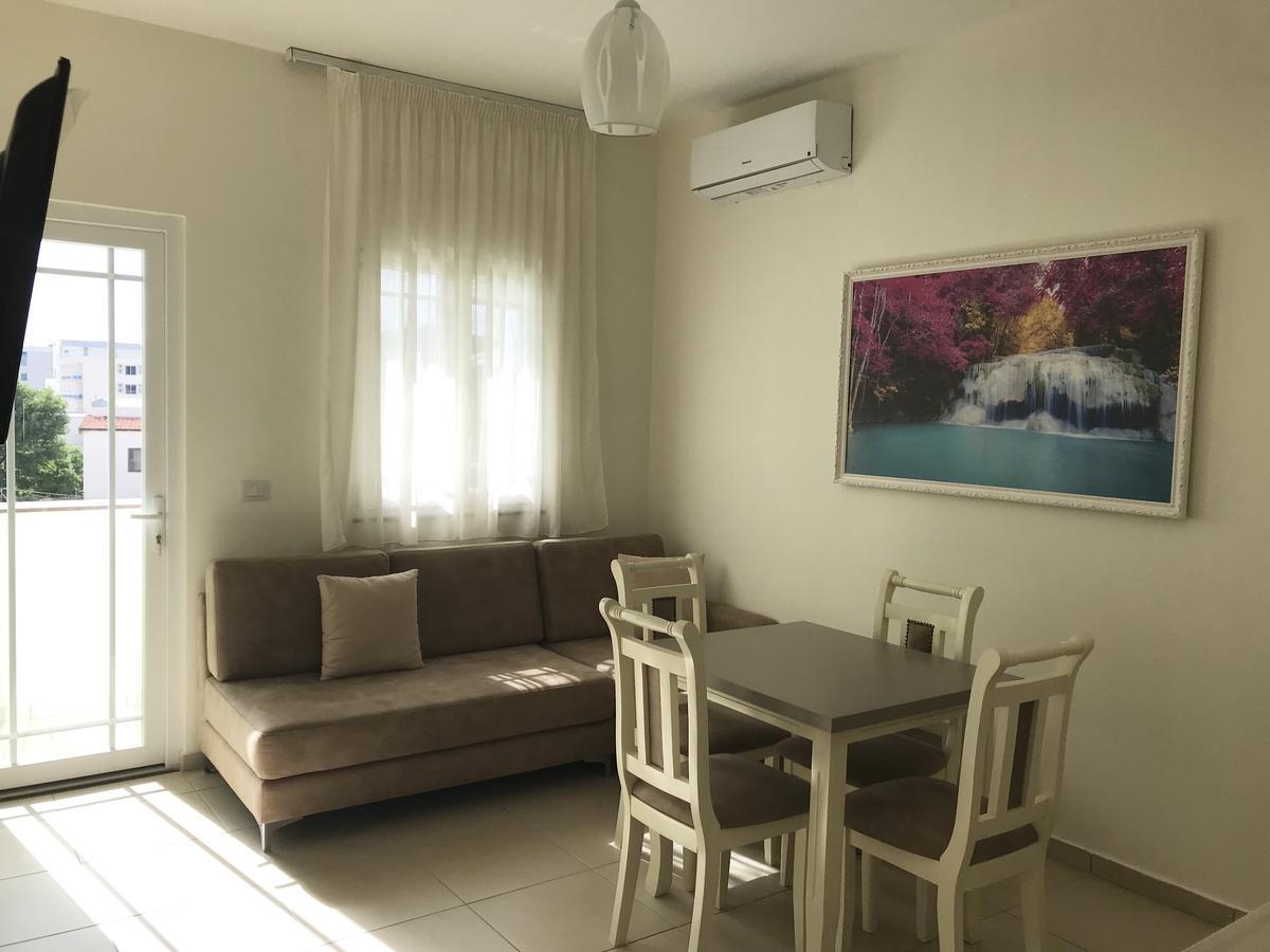 Velipoja Apartments Eksteriør billede
